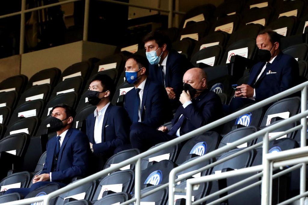 dirigenti inter contratti giocatori (1)