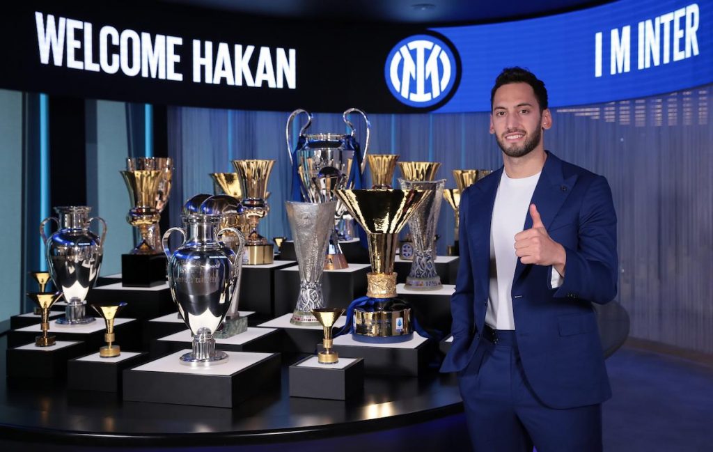 Calhanoglu è dell'Inter