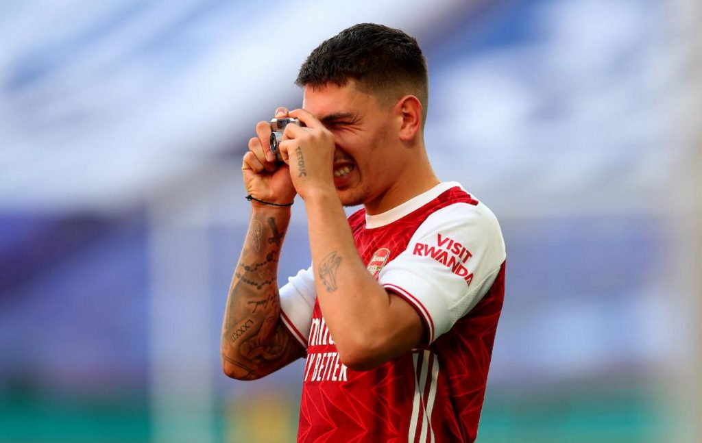 arteta segnale bellerin