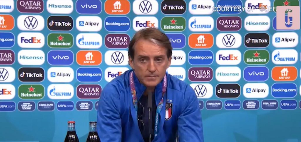 mancini critiche immobile