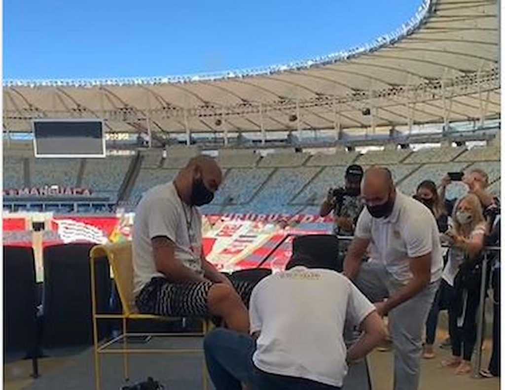 adriano maracana impronte (1)
