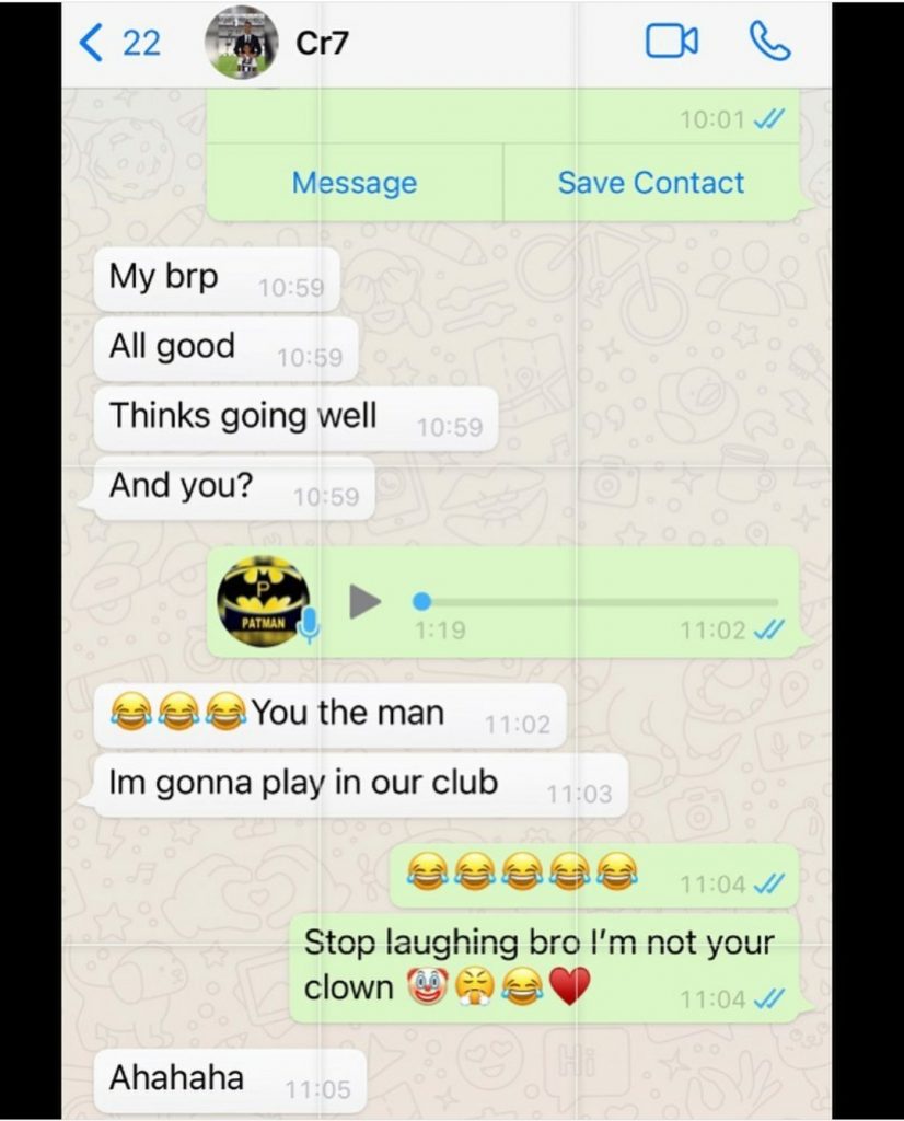 evra chat ronaldo