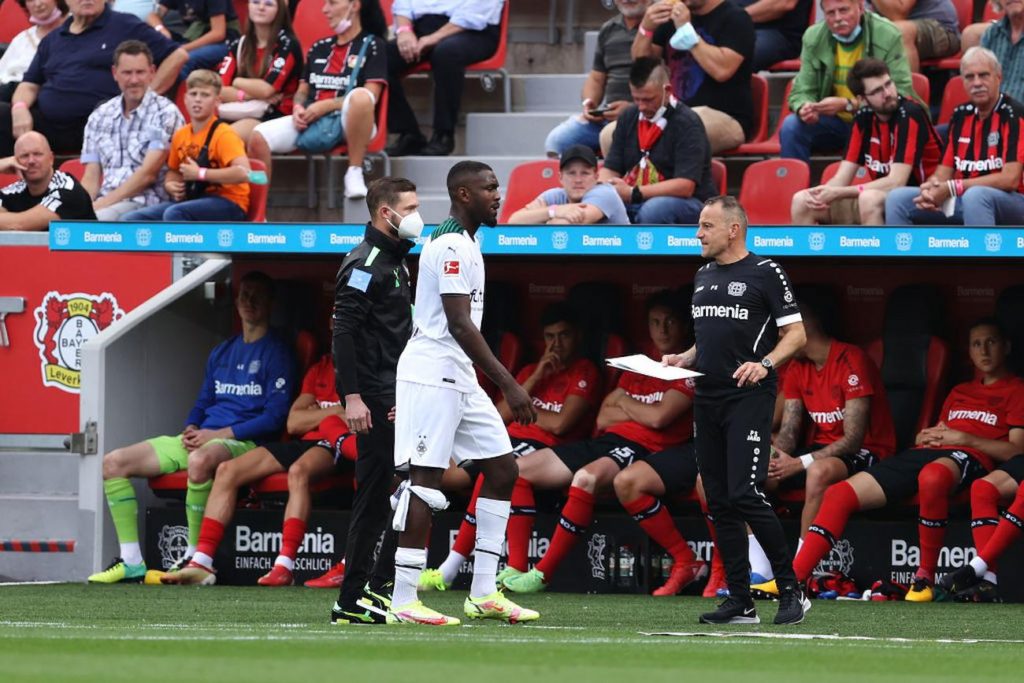 thuram distorsione ginocchio