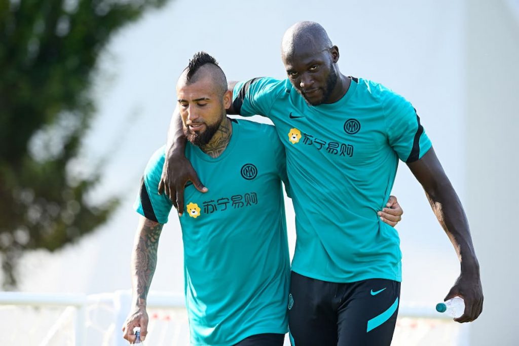 inter lukaku silenzio vidal