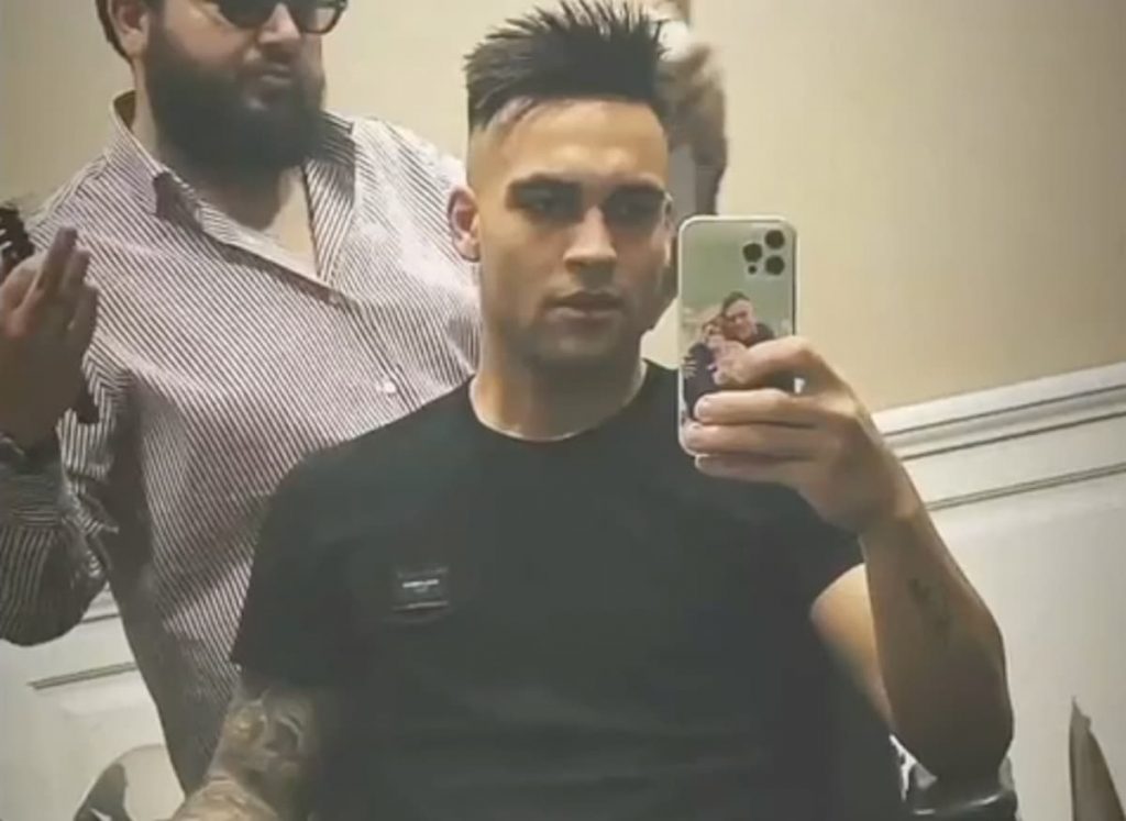 video-inter-lautaro-tappa-parrucchiere