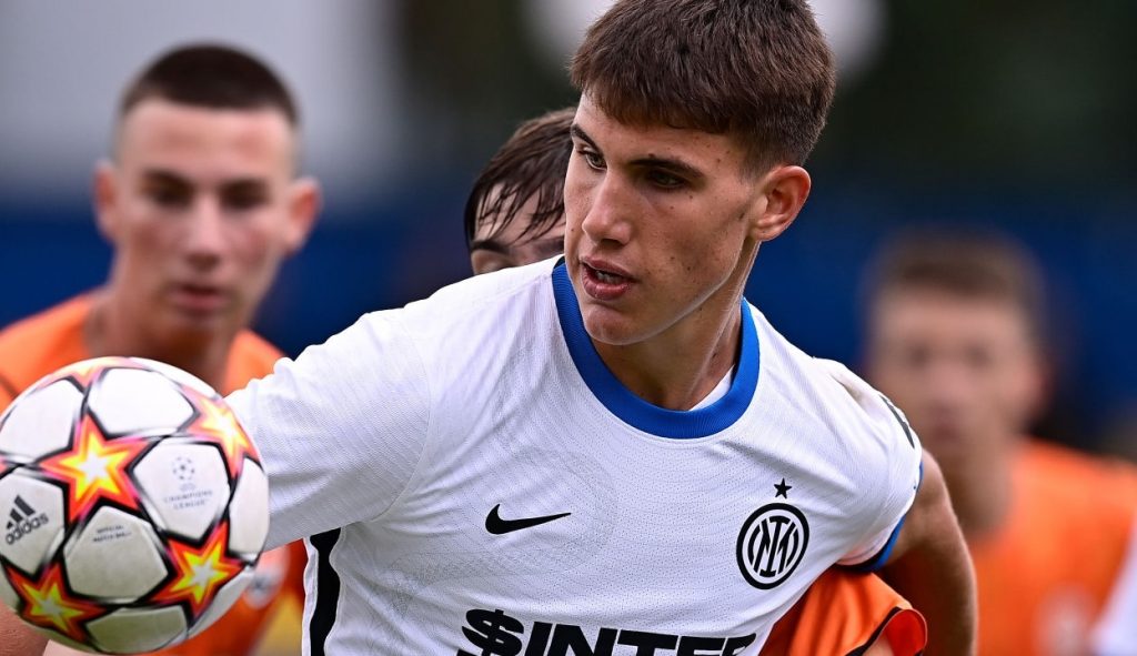 Seconda maglia con biscione chiaro