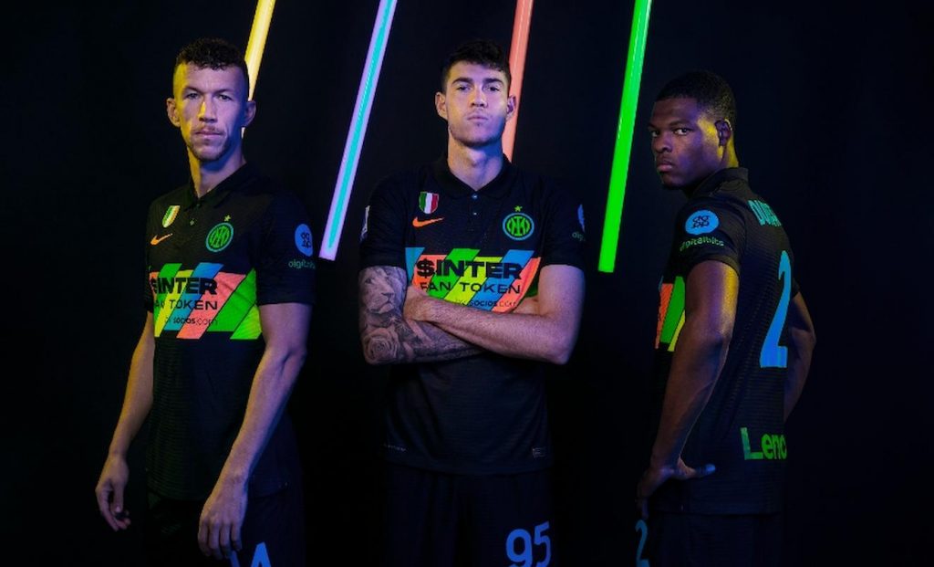 ufficiale terza maglia