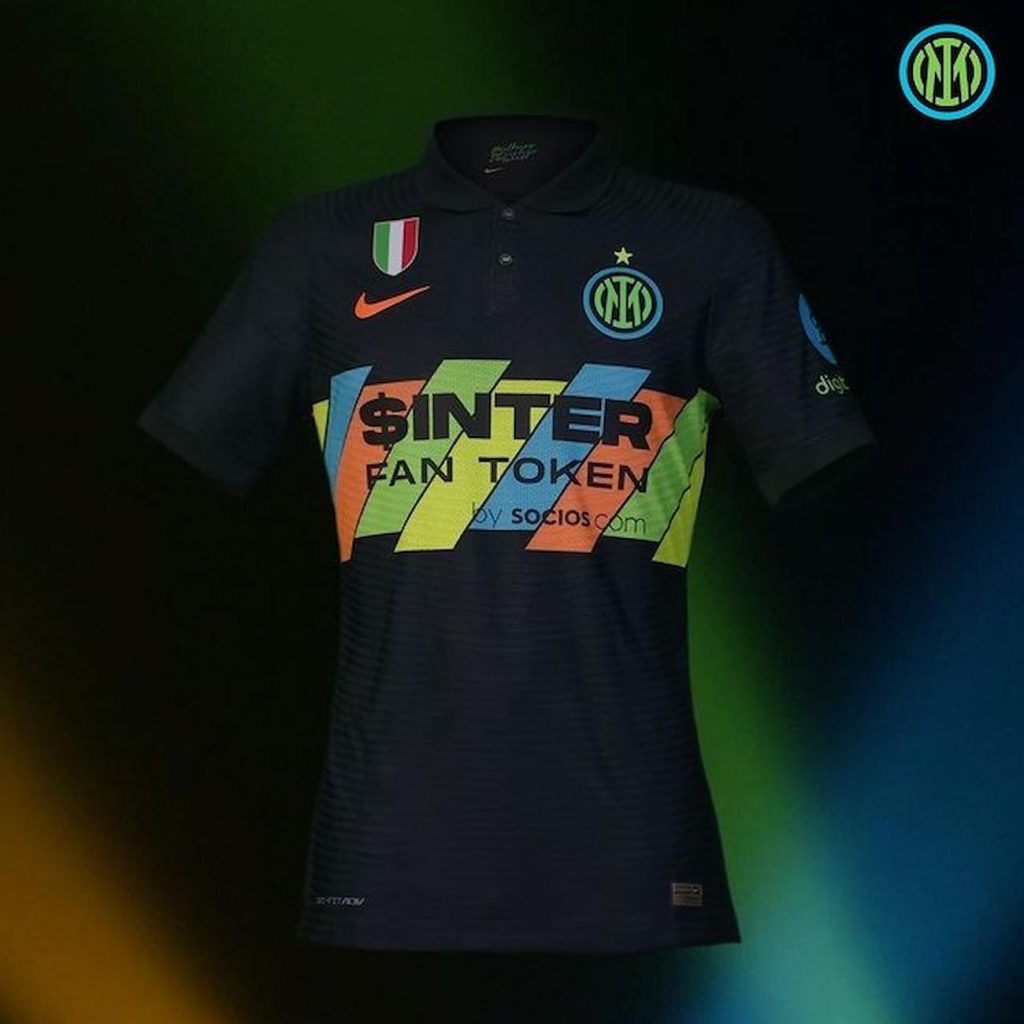ufficiale terza maglia 1