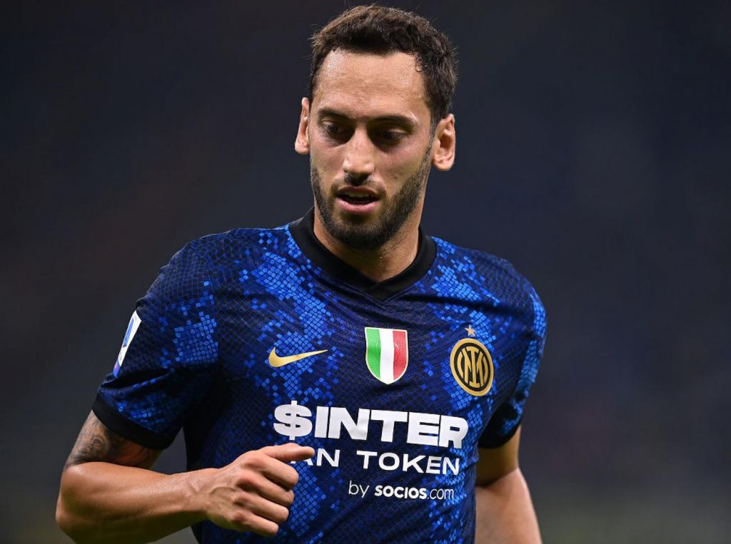 inter calhanoglu spento
