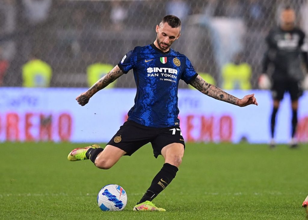 Brozovic-disegna-calcio