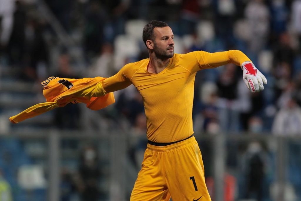 mancata-espulsione-di-Handanovic