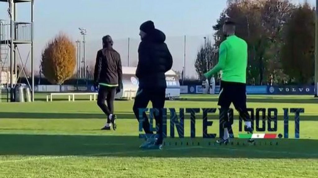 inter-shakhtar-allenamento brozovic