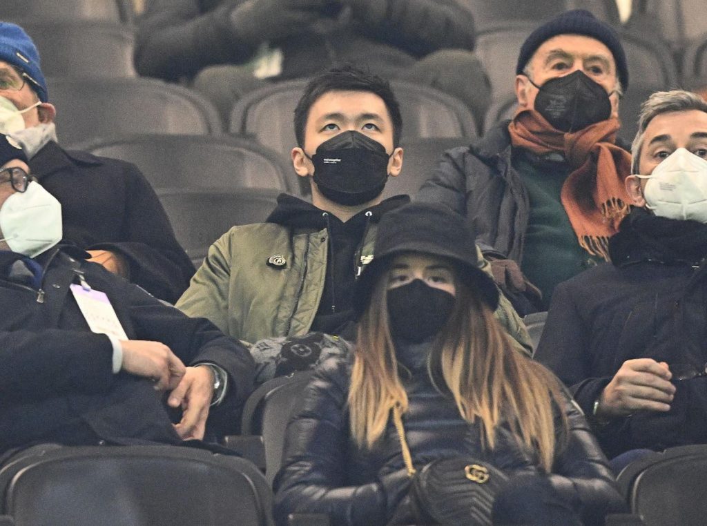 zhang tornare cina