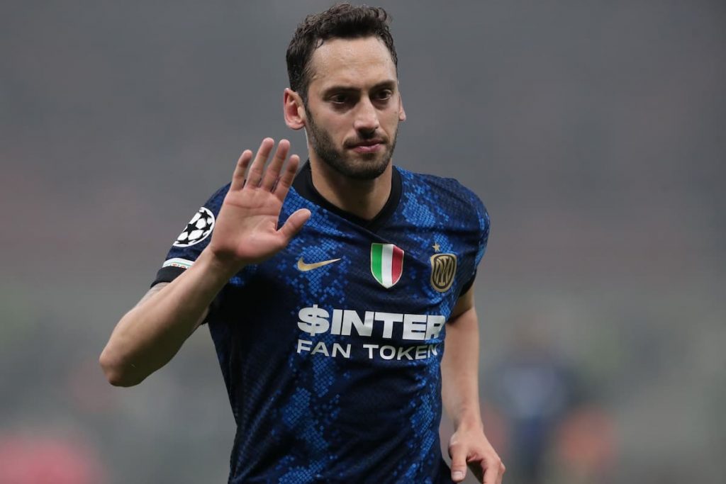 calhanoglu-inter-liverpool
