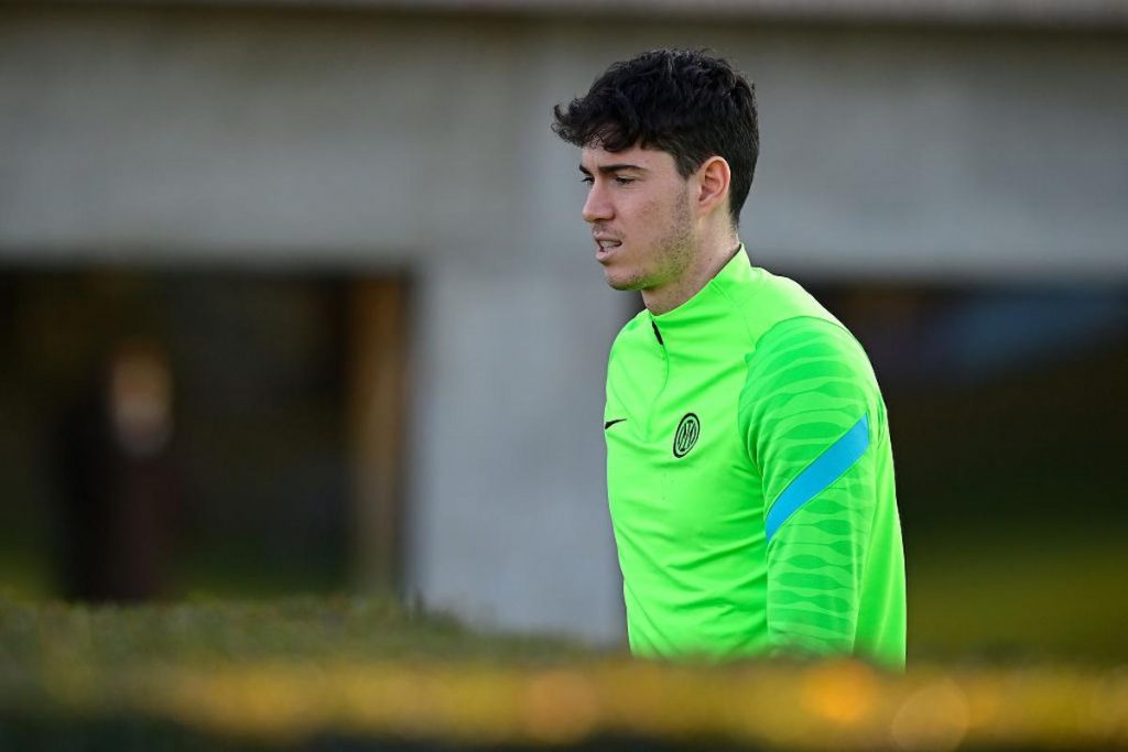 bastoni champions pre partita (1)