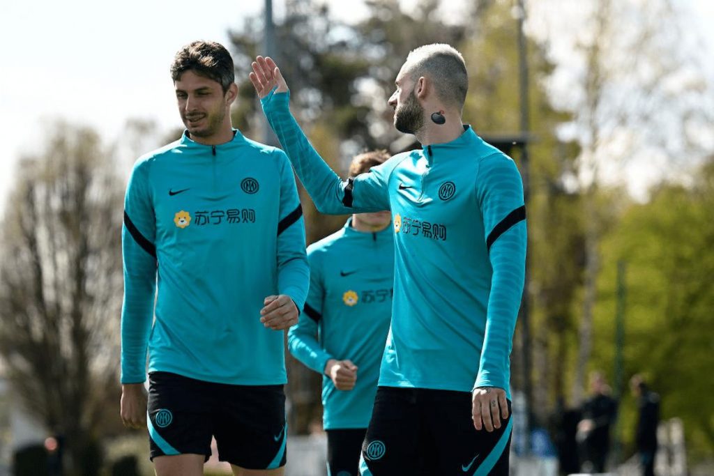 brozovic in gruppo