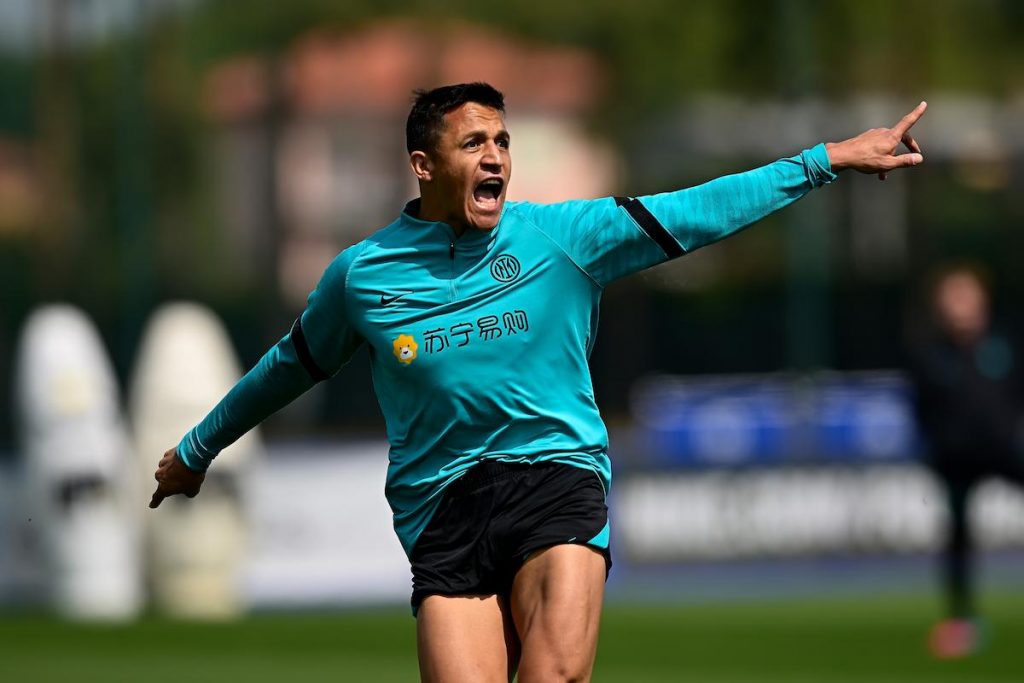 Inter, dubbio Sanchez