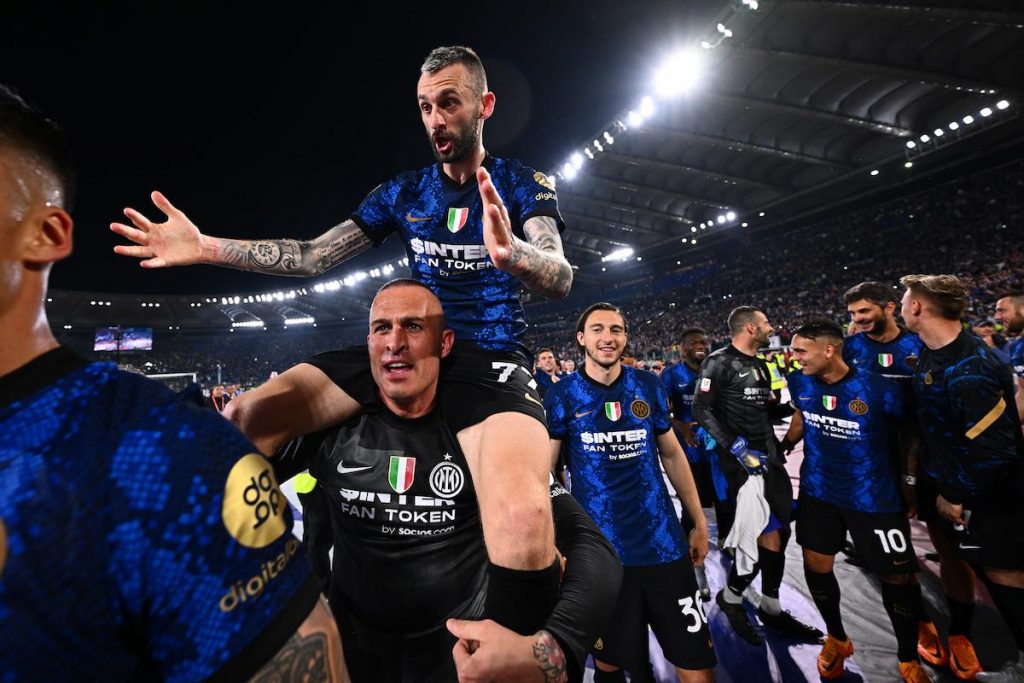 Brozovic festeggia