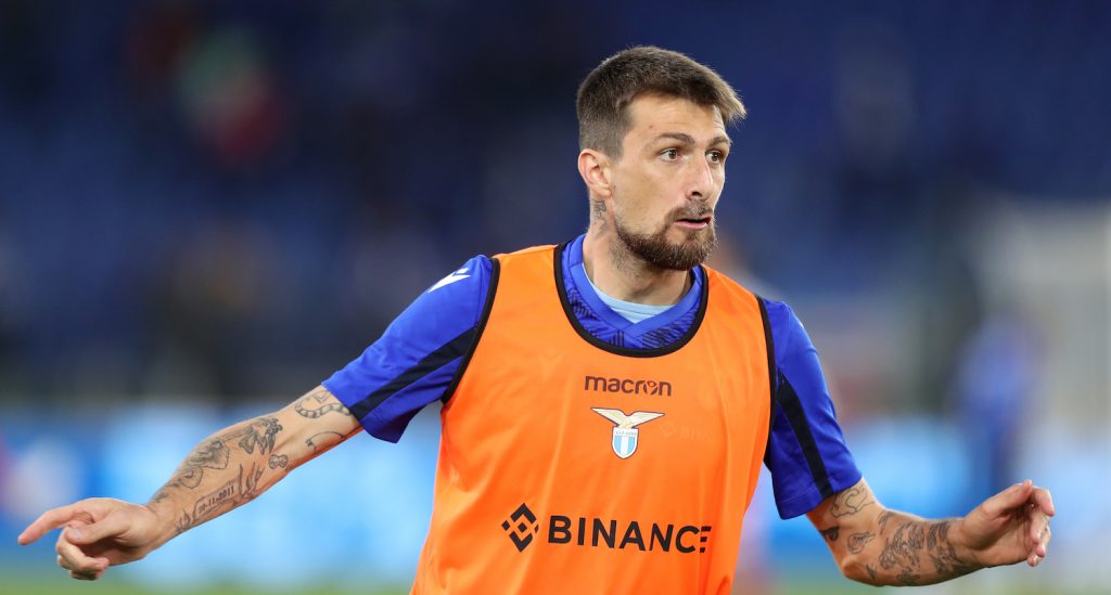 Acerbi ipotesi Inter difesa