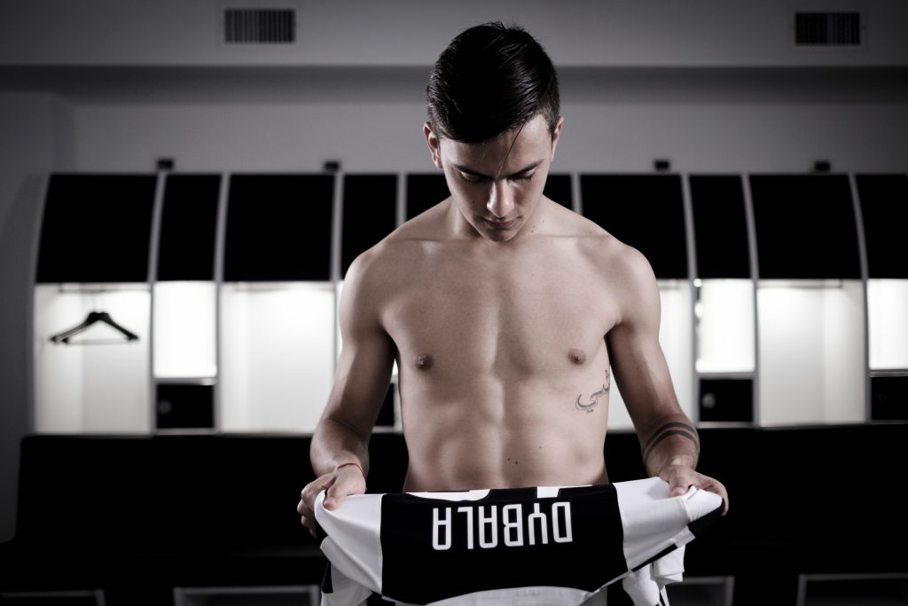 Paulo Dybala Poses With His New Juventus #10 Shirt