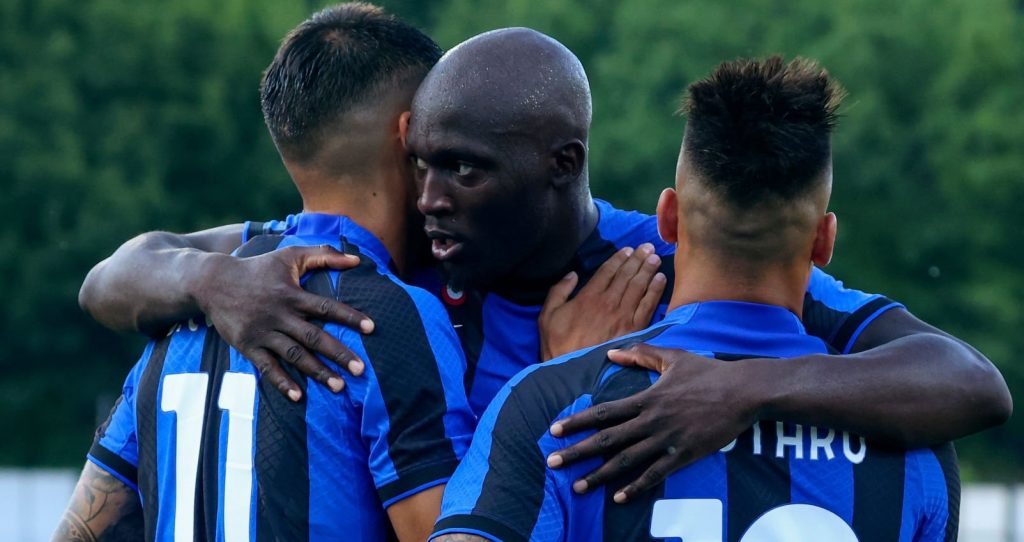Correa con Lautaro e Lukaku