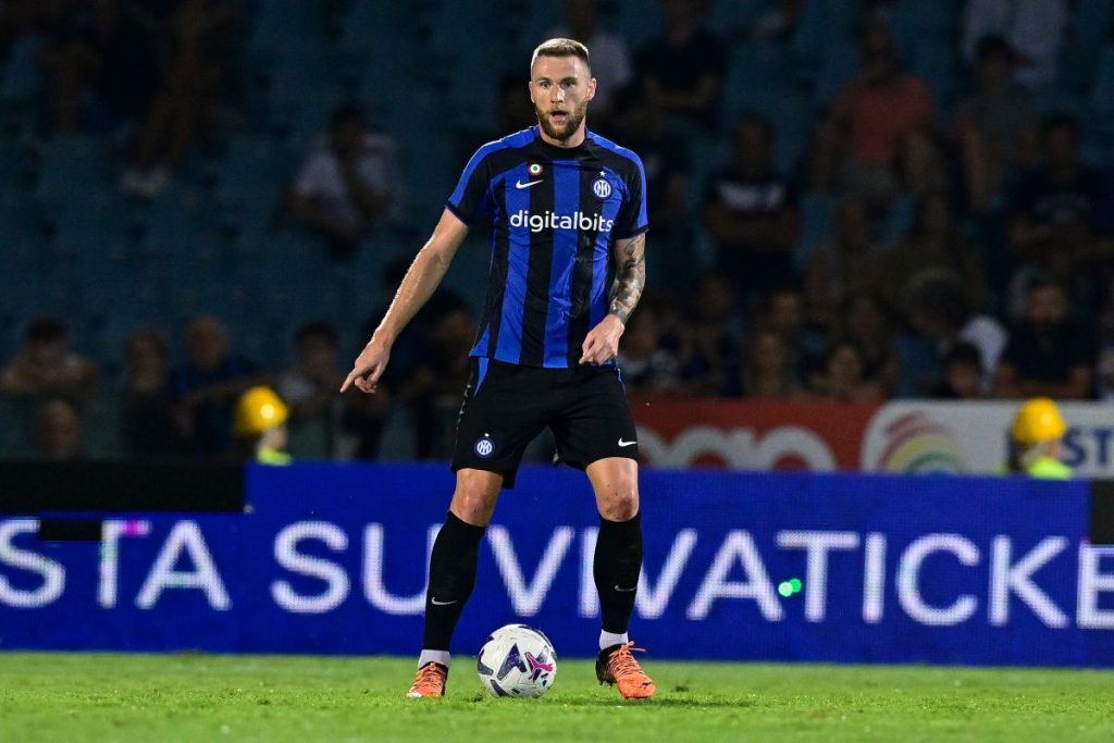 FC Internazionale v Olympique Lyonnaise - Pre-season Friendly