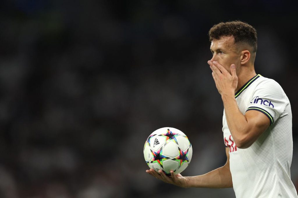 tifosi-innamorati-perisic (1)