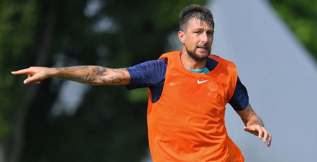 Acerbi, primi allenamenti con l'Inter