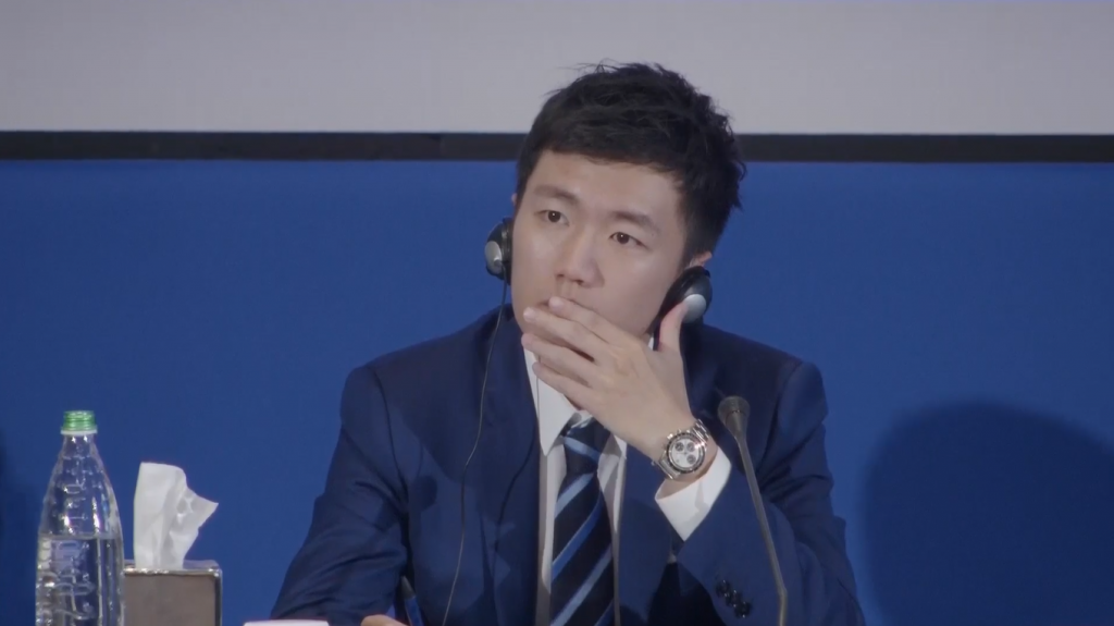 Zhang in conferenza