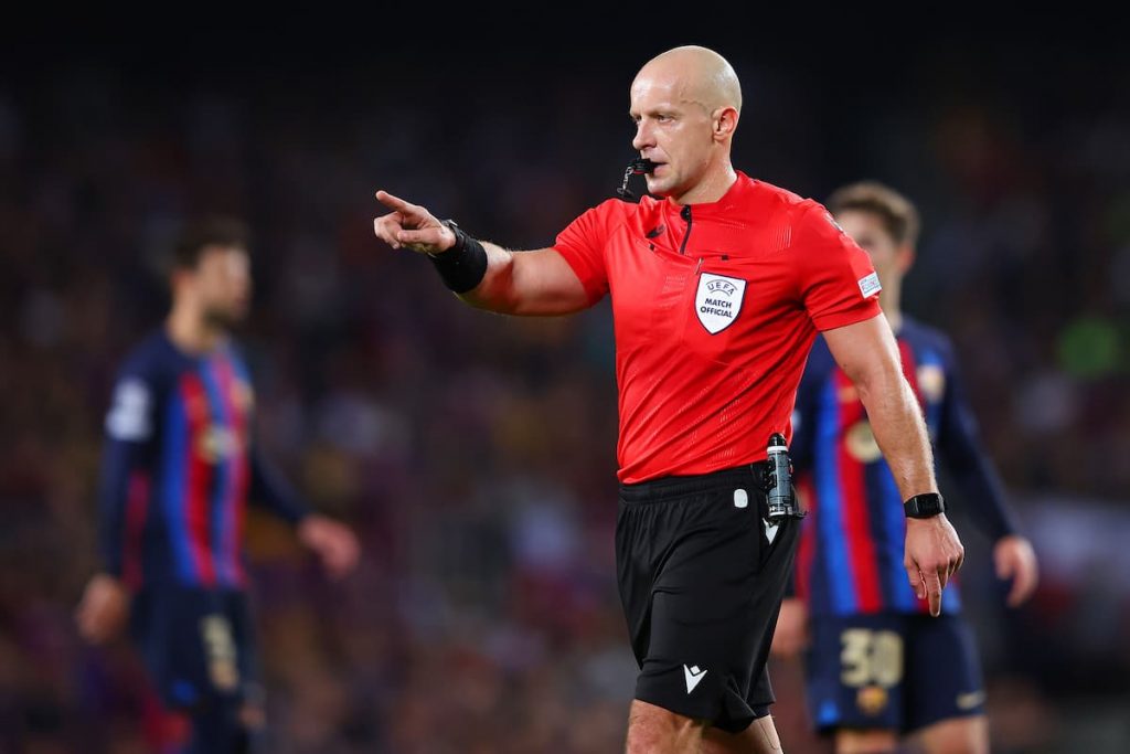 Marciniak arbitro
