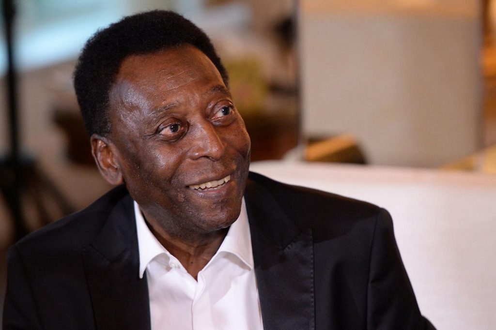 Pelé resta ospedale