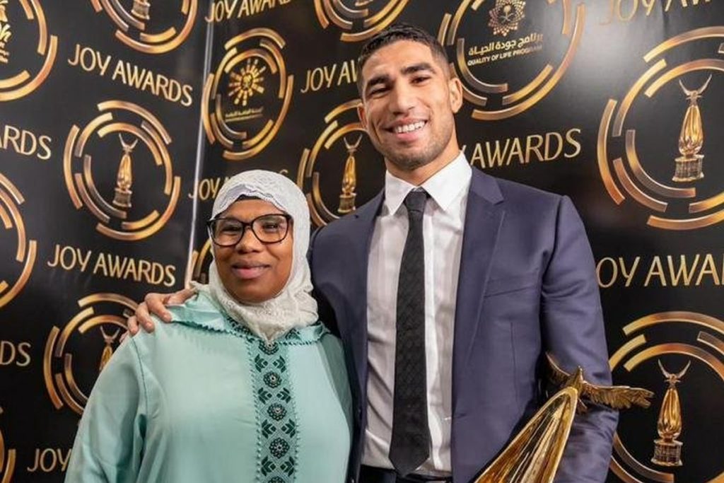hakimi e mamma
