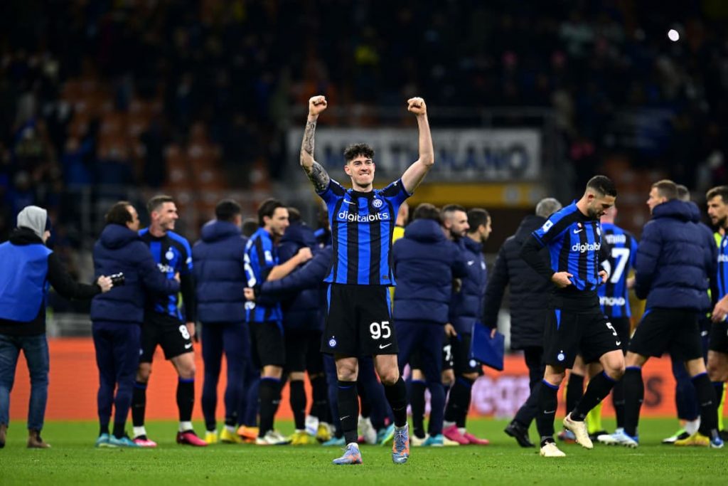 Bastoni Inter Milan