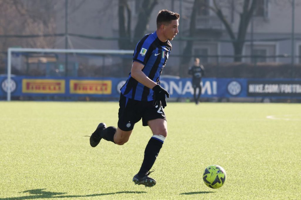 FC Internazionale U19 v Bologna U19 - Primavera 1