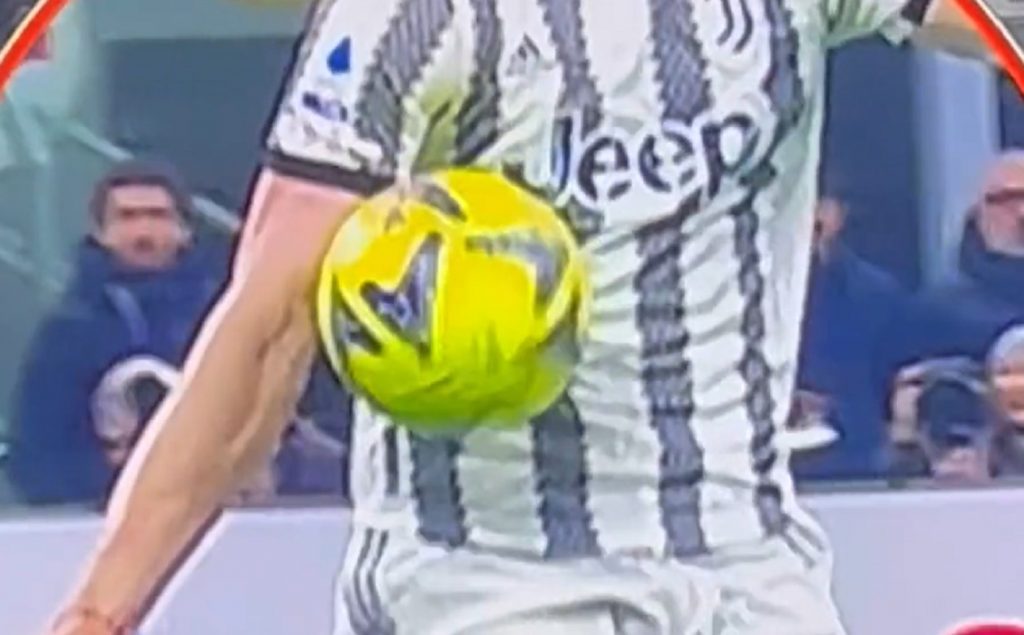 Mano di Vlahovic