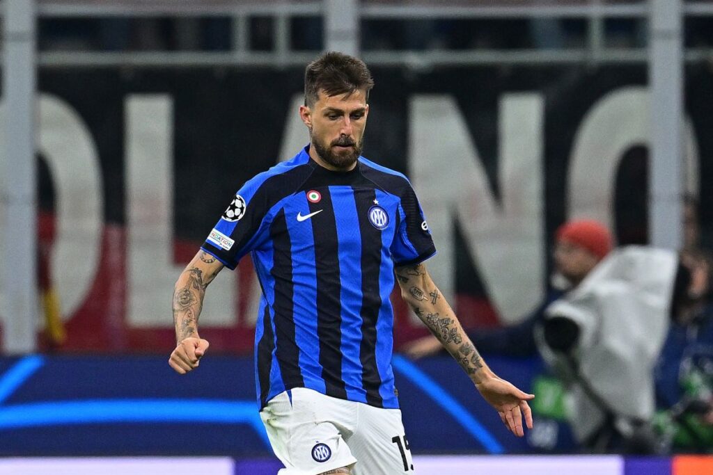 AC Milan v FC Internazionale: Semi-Final First Leg - UEFA Champions League