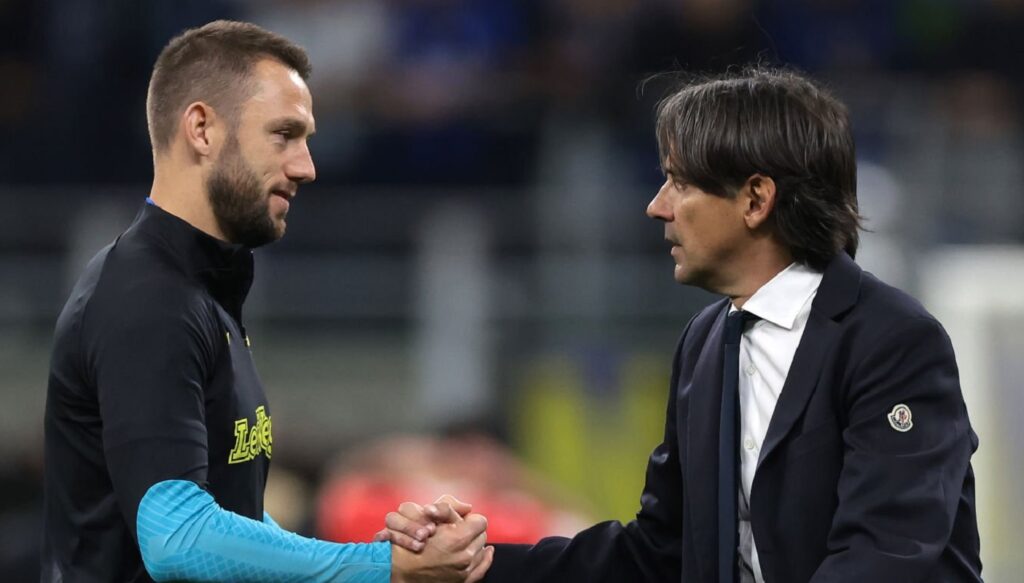 Inter, offerta a De Vrij