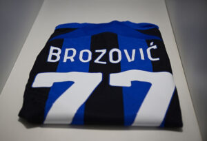 maglia brozovic FC Internazionale v Manchester City FC - UEFA Champions League Final 2022/23