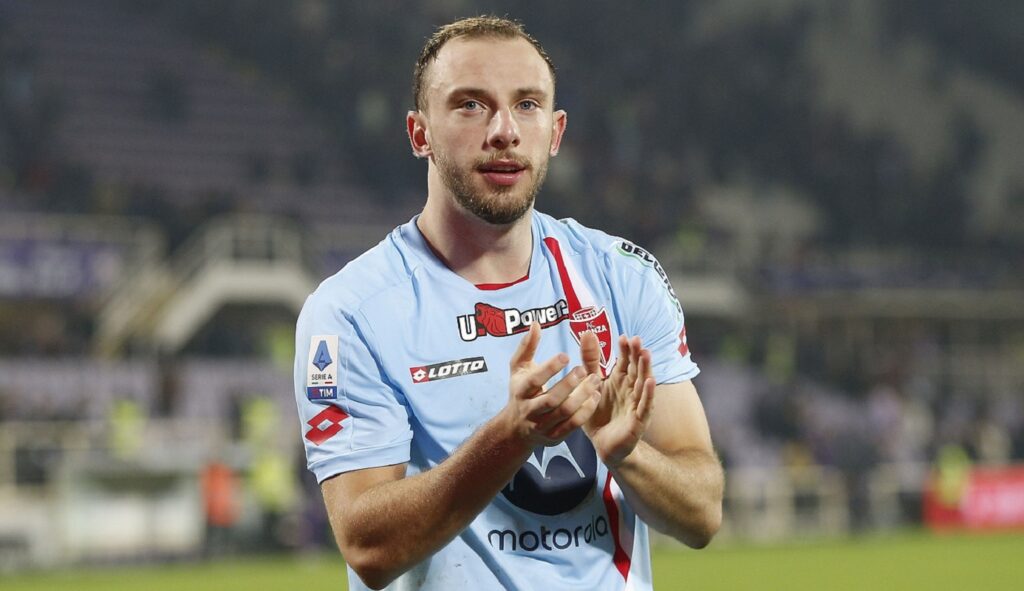 Inter, occhi su Carlos Augusto