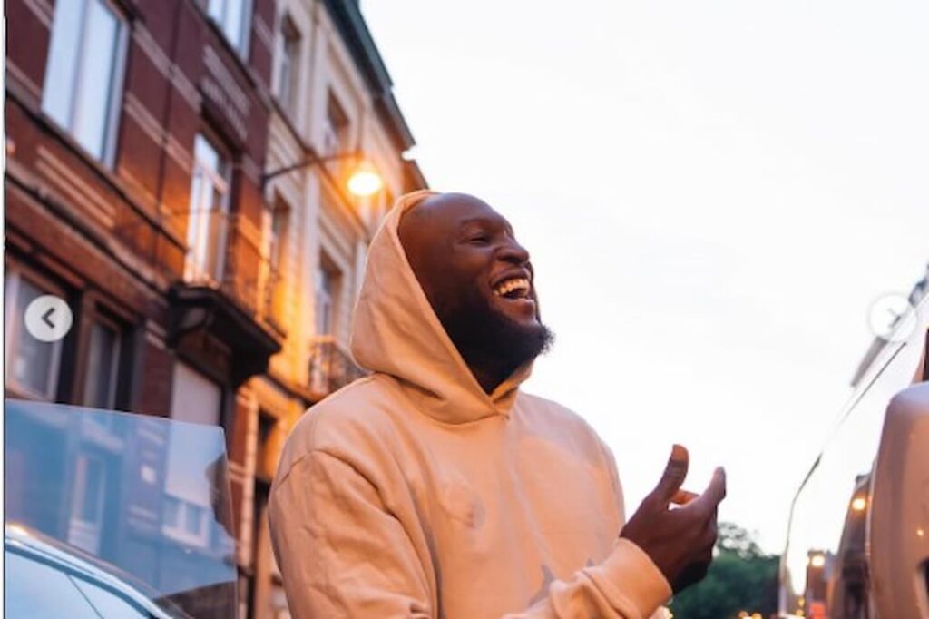 lukaku ostenta sorrisi (1)