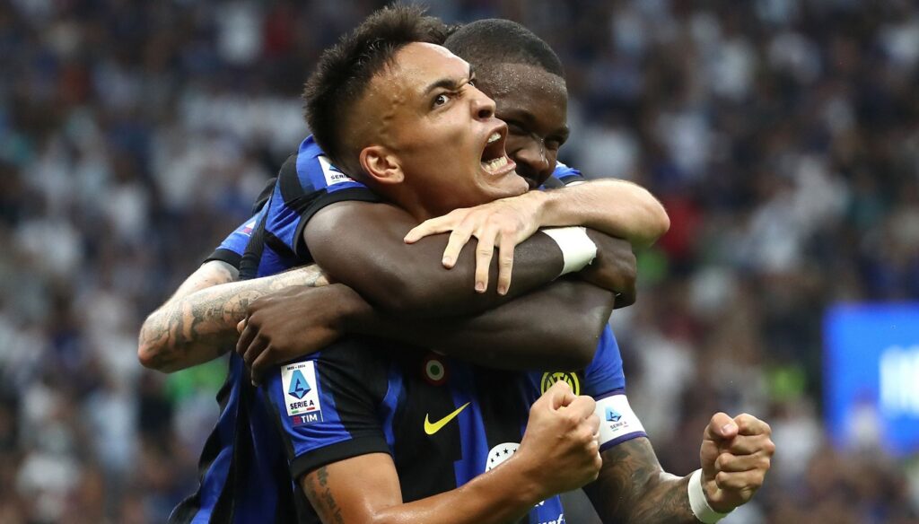 Thuram con Lautaro