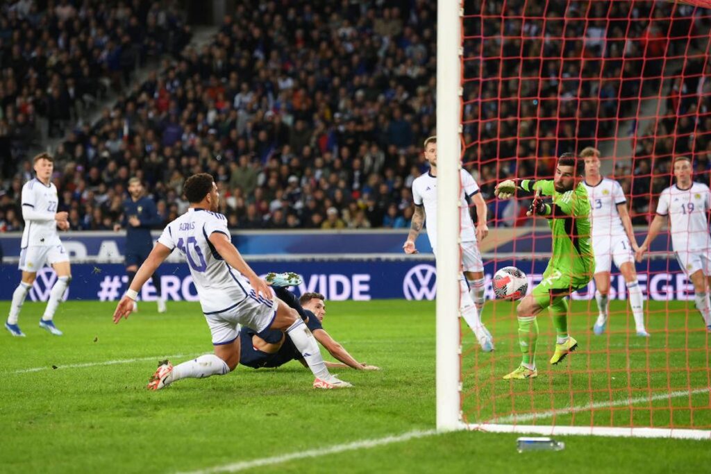 pavard gol francia scozia