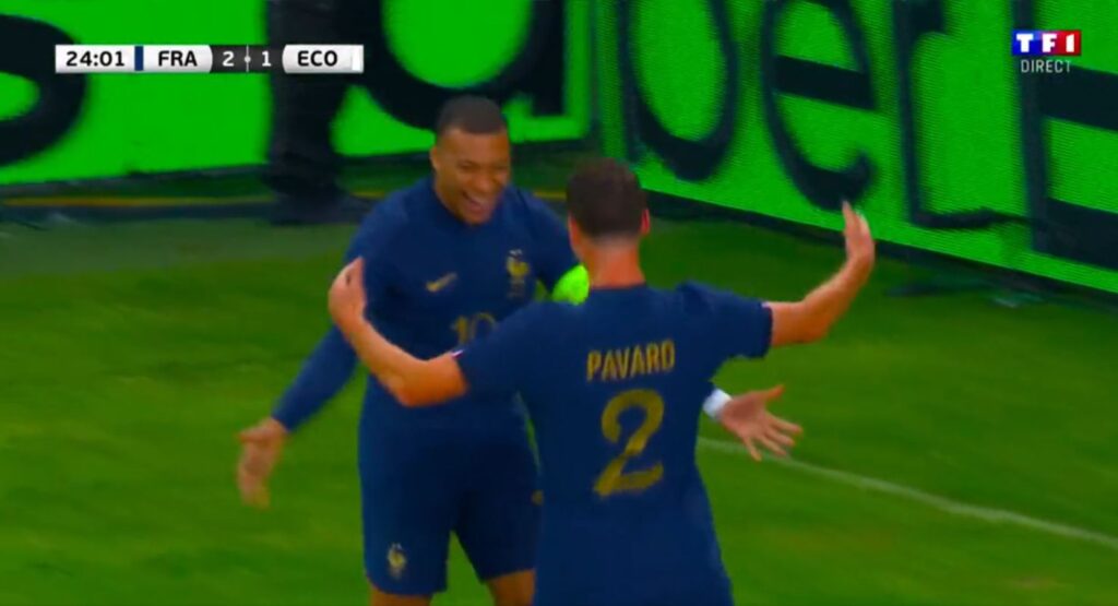 Mbappé e Pavard