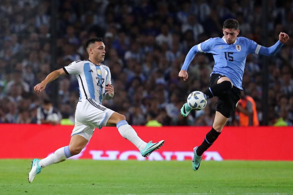 lautaro martinez argentina uruguay