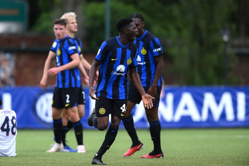 FC Internazionale U19 v Genoa U19 - Primavera 1