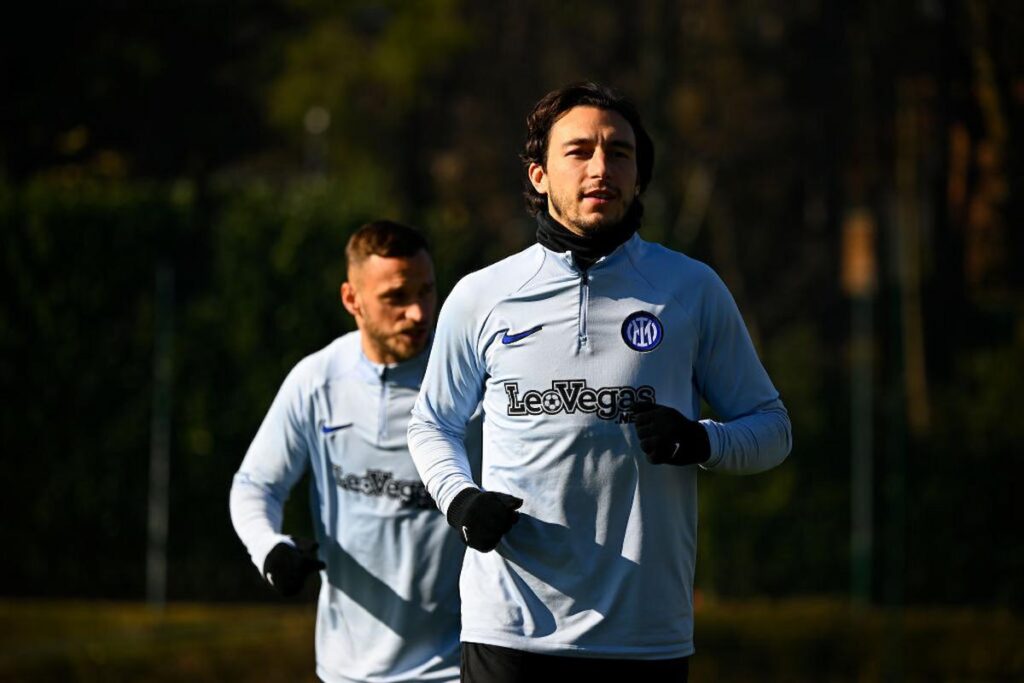 darmian (3)