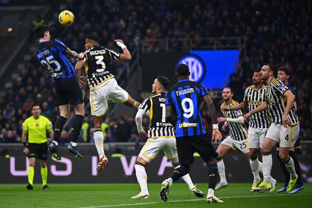 bremer-tifosijuve-contro (1)