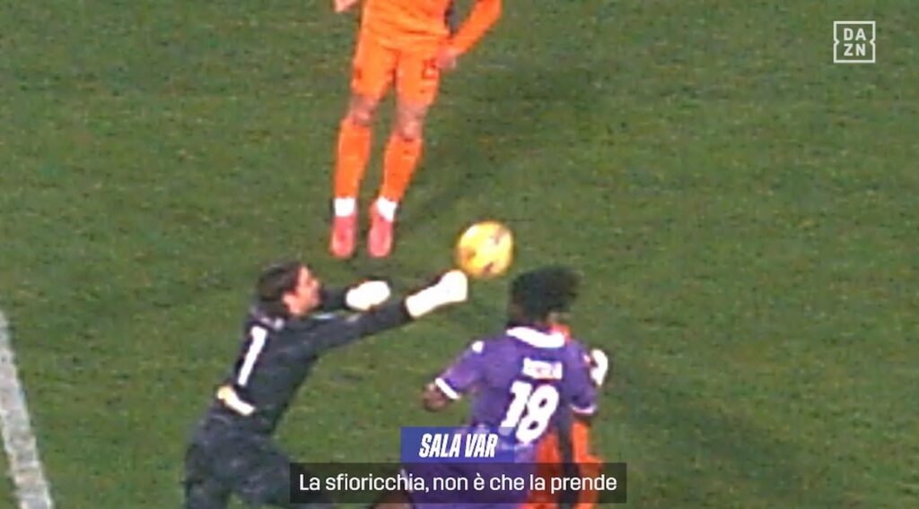 Sommer-Nzola, le parole del Var