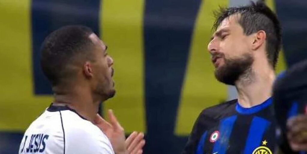 Acerbi e Juan Jesus