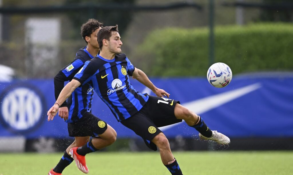 FC Internazionale U19 v Lecce U19 - Primavera 1